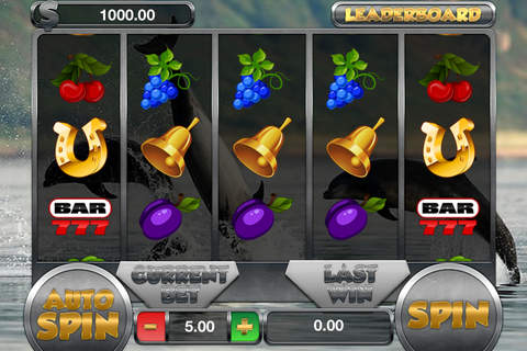 Wild Dolphins Slots Machine - FREE Amazing Las Vegas Casino Games Premium Edition screenshot 2