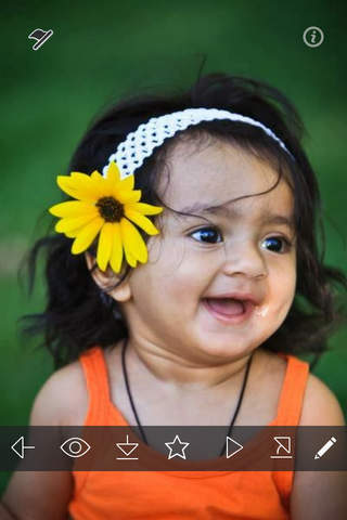 Cute Baby Wallpapers - Lovely Images of Sweet and Smiling Babies Photos screenshot 2