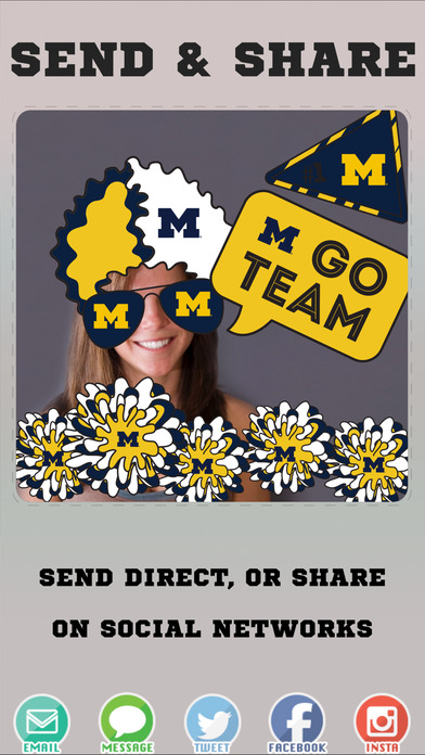 Michigan Wolverines Photo Booth Stickers screenshot 4