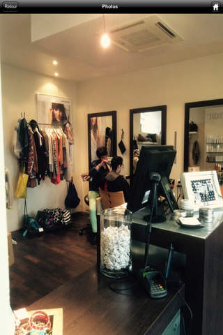 L'atelier de coiffure - náhled